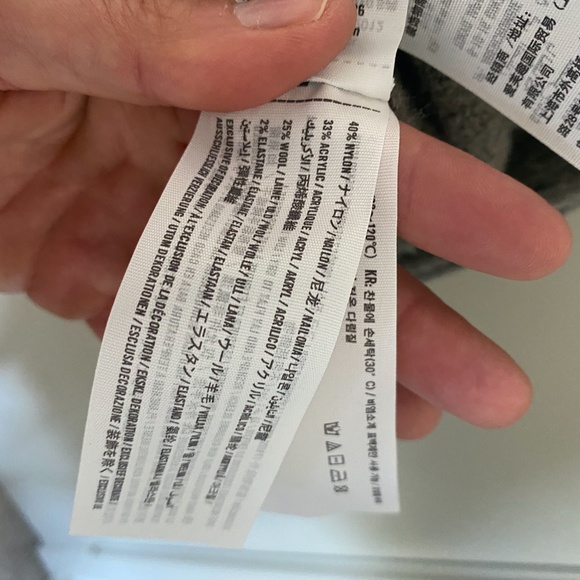 ABERCROMBIE & FITCH WOMENS SWEATER - Picture 5 of 6